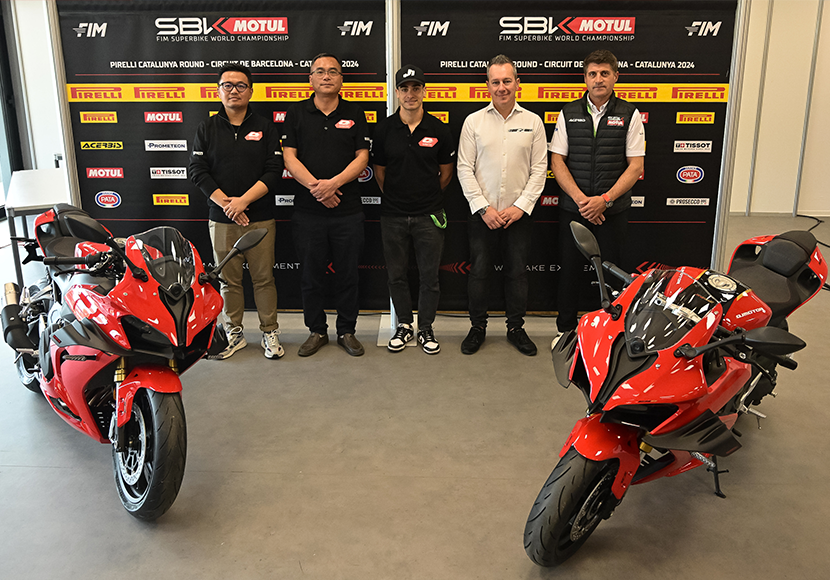 WSBK SSP600 with QJMOTOR Factory Racing Team.